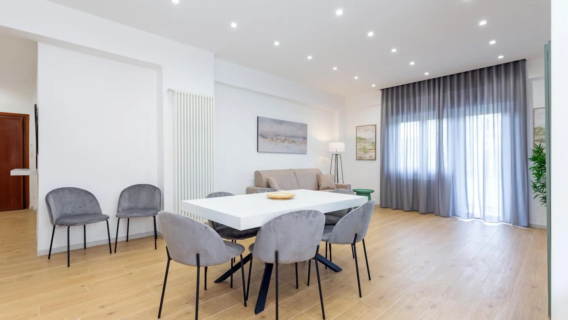 Luciano Primavera Apartment Italy